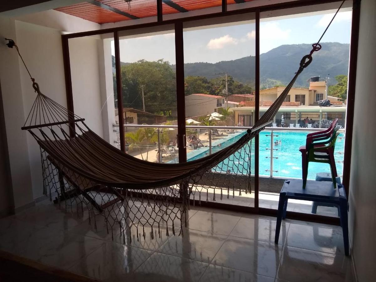 Lindo Apartamento Vacacional En Гуадуас Экстерьер фото